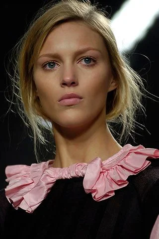 Look 11